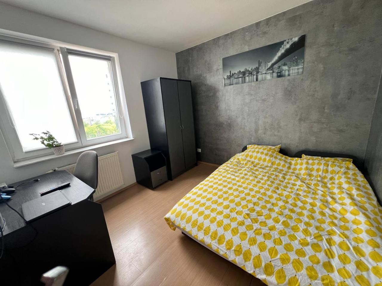 Hostel „U Sashka” Warsaw Luaran gambar